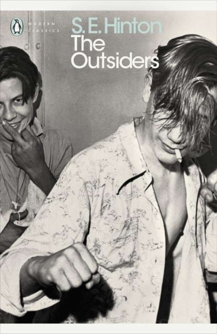 THE OUTSIDERS - HINTON S.E. - ADULT PBS